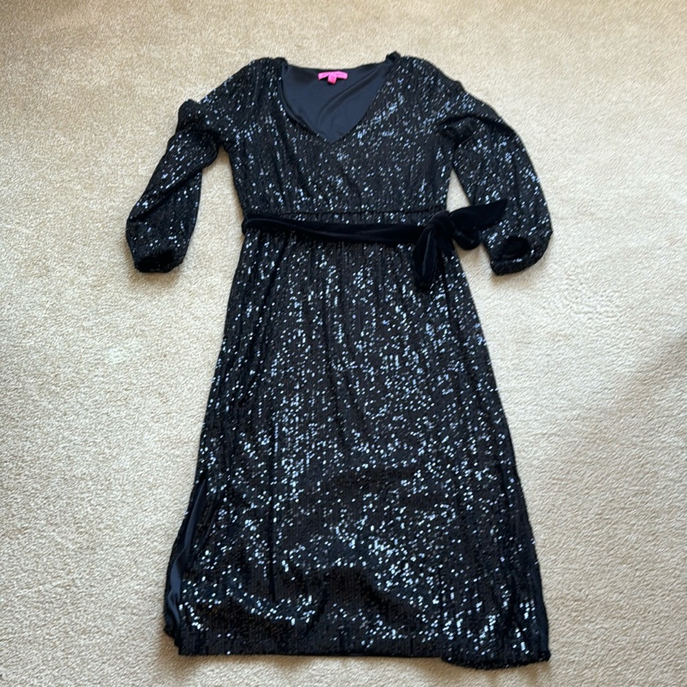 Beautiful and comfortable Betsy Johnson sequin party dress